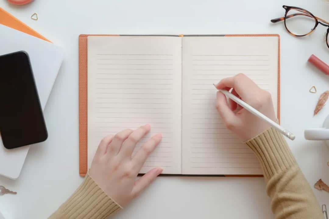 Jaki zeszyt do techniki w 4 klasie, aby nie przeciążać dziecka?