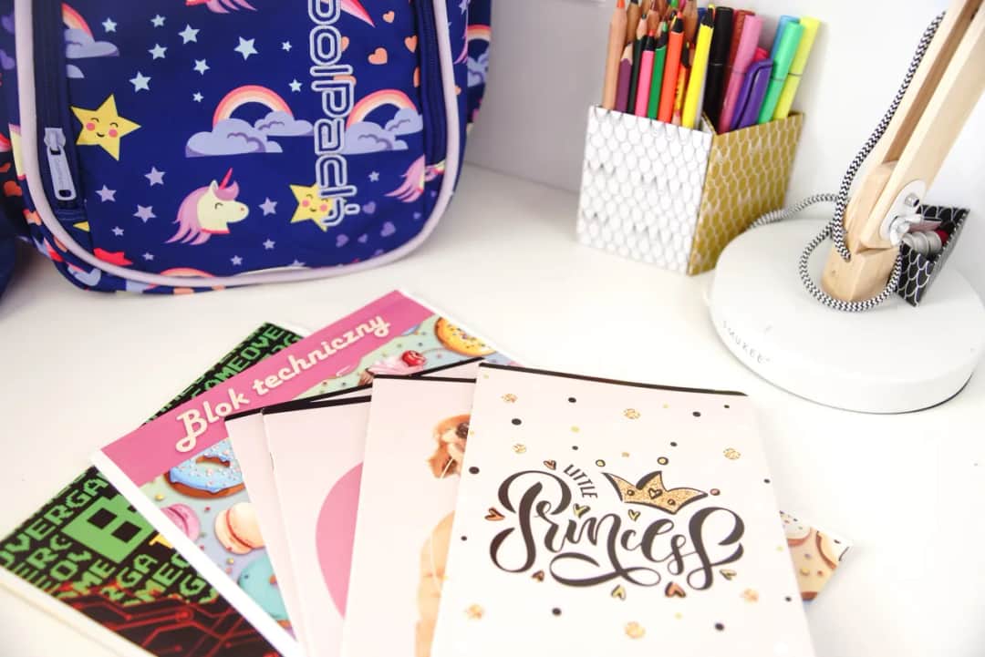 Ile potrzeba zeszytów do 7 klasy, aby uniknąć zbędnych wydatków?