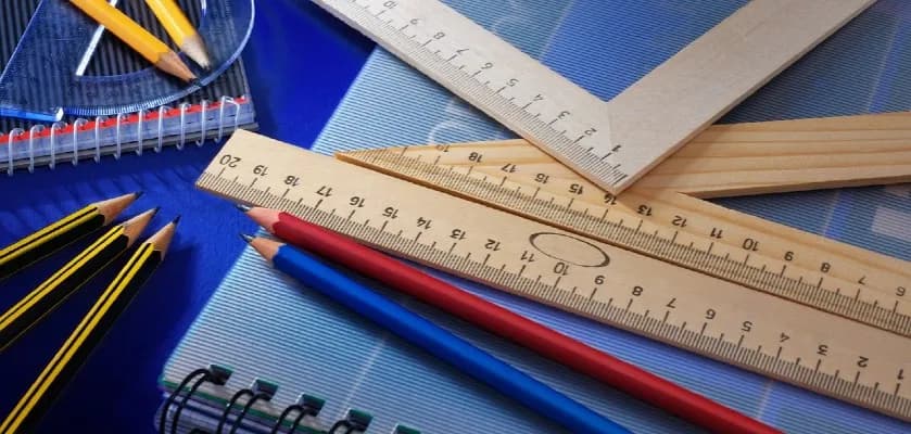 Jakie zeszyty do liceum wybrać, aby uniknąć zbędnych wydatków?