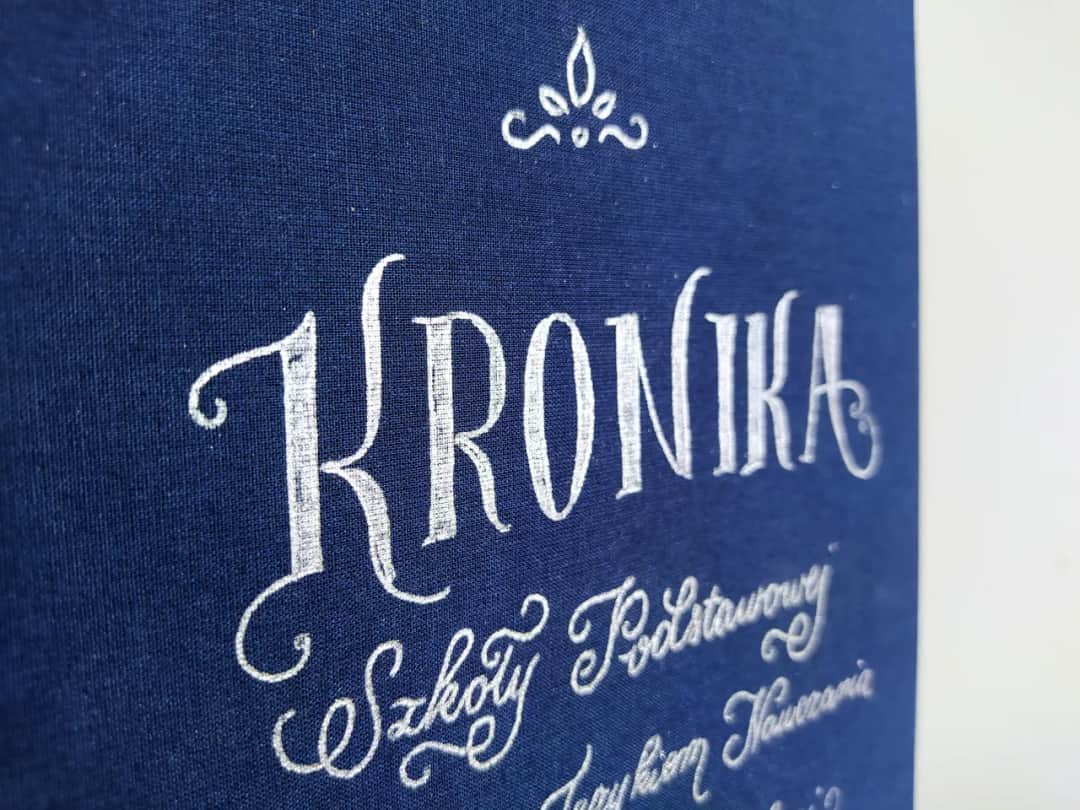 Jak prowadzić kronikę szkolną, aby nie stracić ważnych wspomnień Jak prowadzić kronikę szkolną, aby nie stracić ważnych wspomnień