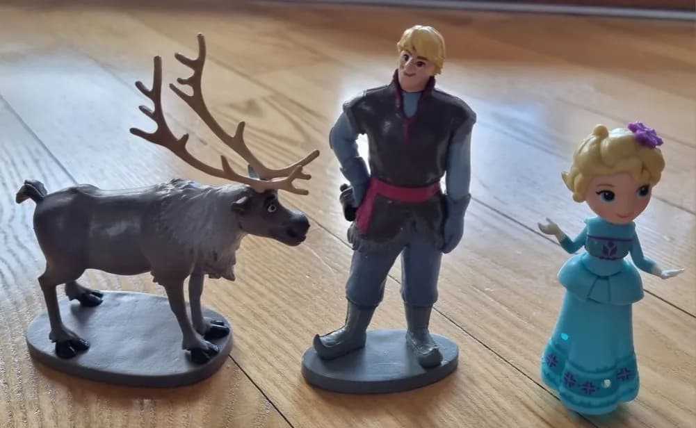 Sven Kraina Lodu zabawka - idealny prezent dla małych fanów bajki
